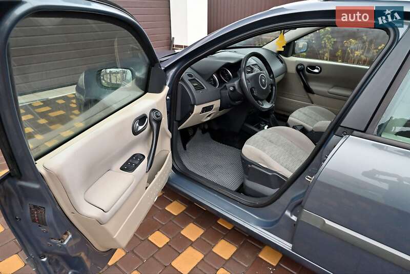 Универсал Renault Megane 2006 в Баре фото 11 Универсал Renault Megane 2006 в Баре