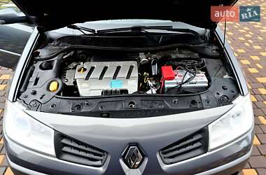 Универсал Renault Megane 2006 в 
