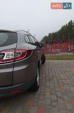 Универсал Renault Megane 2010 в Решетиловке