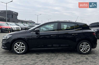 Хэтчбек Renault Megane 2017 в 