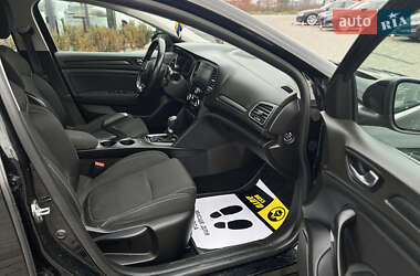 Хэтчбек Renault Megane 2017 в 