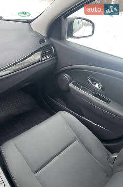 Универсал Renault Megane 2011 в 
