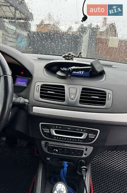 Универсал Renault Megane 2014 в 