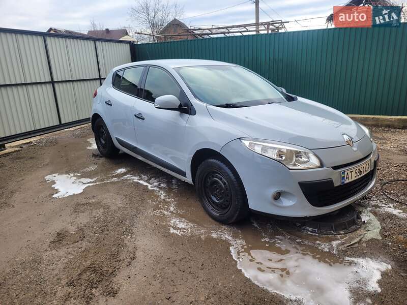 Хэтчбек Renault Megane 2011 в Ивано-Франковске
