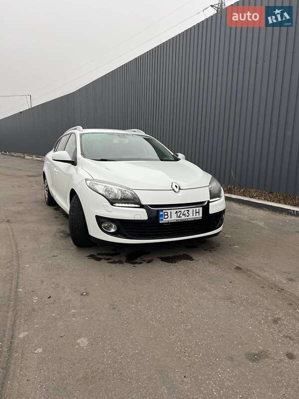 Универсал Renault Megane 2012 в Полтаве фото 5 Универсал Renault Megane 2012 в Полтаве