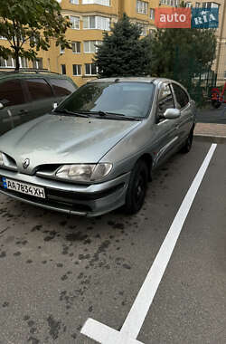 Седан Renault Megane 1998 в Києві