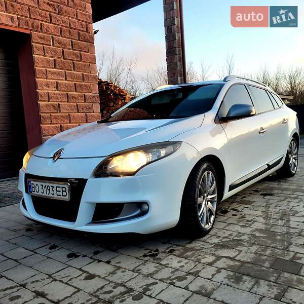 Универсал Renault Megane 2010 в 