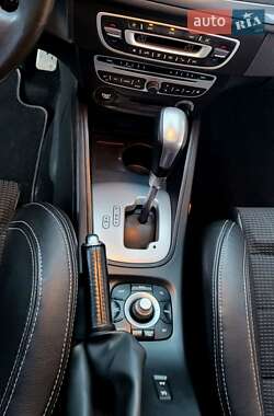 Универсал Renault Megane 2010 в 