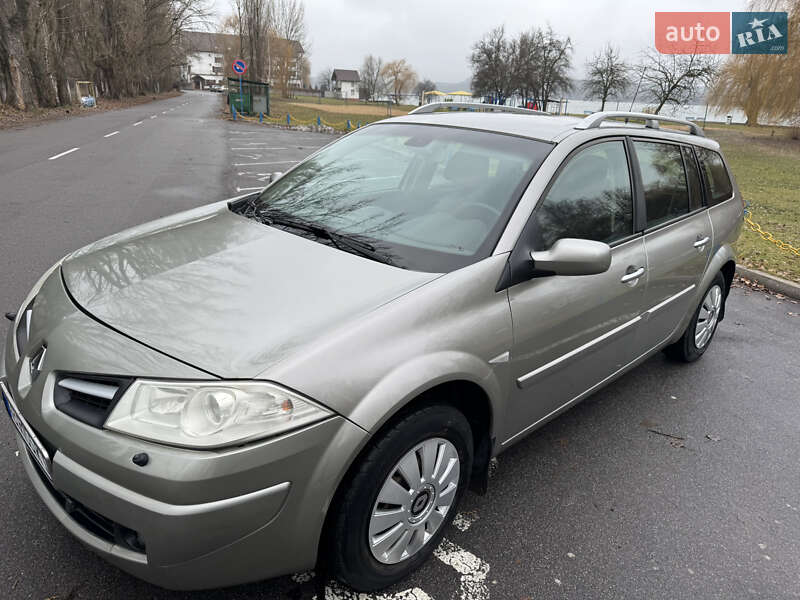 Універсал Renault Megane 2015 в Ладижині