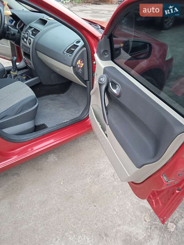 Универсал Renault Megane 2004 в Полтаве фото 6 Универсал Renault Megane 2004 в Полтаве