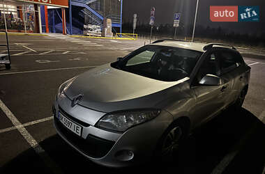 Универсал Renault Megane 2011 в 