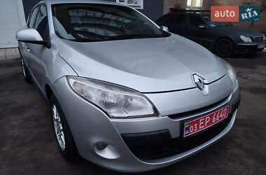 Хэтчбек Renault Megane 2010 в Луцке