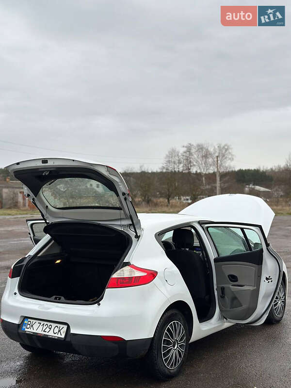 Хетчбек Renault Megane 2012 в Острозі