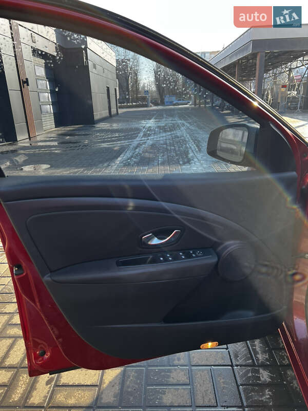 Універсал Renault Megane 2011 в Черкасах