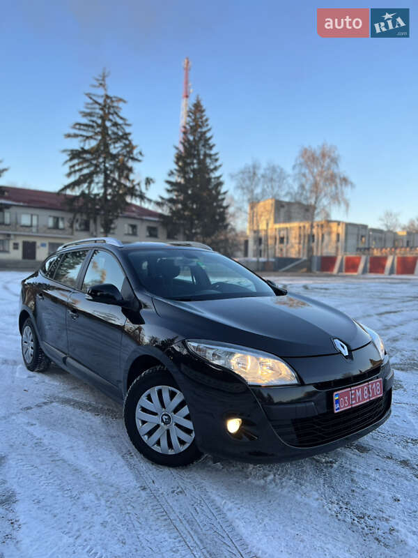 Универсал Renault Megane 2010 в Валках