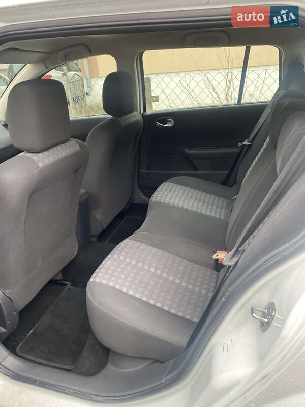 Универсал Renault Megane 2008 в Ровно фото 9 Универсал Renault Megane 2008 в Ровно