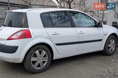 Хетчбек Renault Megane 2005 в 