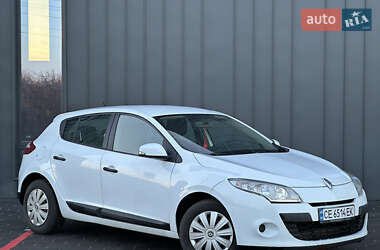 Хэтчбек Renault Megane 2011 в Первомайске