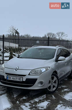 Універсал Renault Megane 2011 в Сарнах