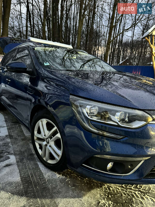 Универсал Renault Megane 2017 в Долине