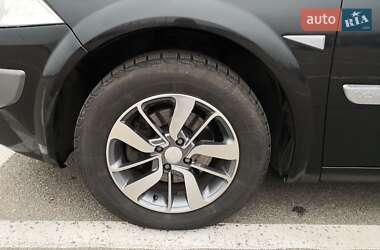 Седан Renault Megane 2006 в 