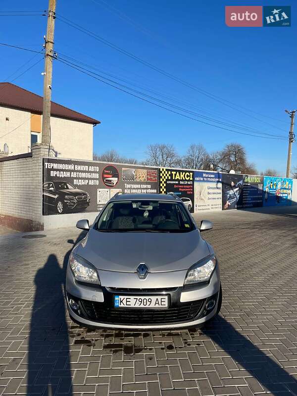 Универсал Renault Megane 2012 в Царичанке