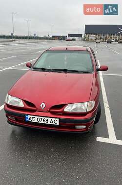 Хэтчбек Renault Megane 1996 в Днепре