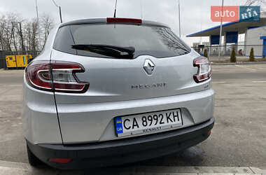 Универсал Renault Megane 2011 в 