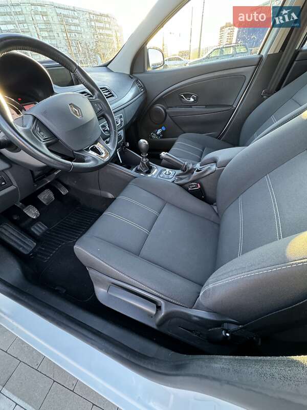 Універсал Renault Megane 2015 в Сумах