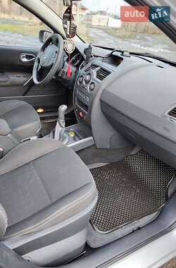Седан Renault Megane 2005 в 