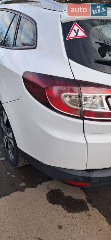 Универсал Renault Megane 2011 в Долине