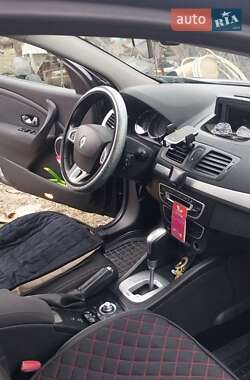 Универсал Renault Megane 2011 в 