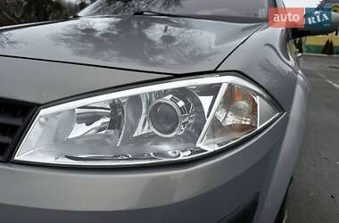 Седан Renault Megane 2004 в 