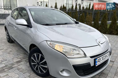 Хэтчбек Renault Megane 2008 в 