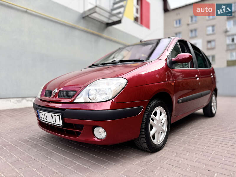 Хэтчбек Renault Megane 2003 в Казатине