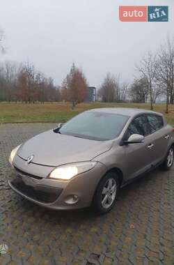 Хэтчбек Renault Megane 2010 в Сумах