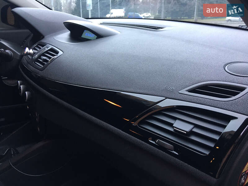 Хэтчбек Renault Megane 2012 в Днепре фото 11 Хэтчбек Renault Megane 2012 в Днепре