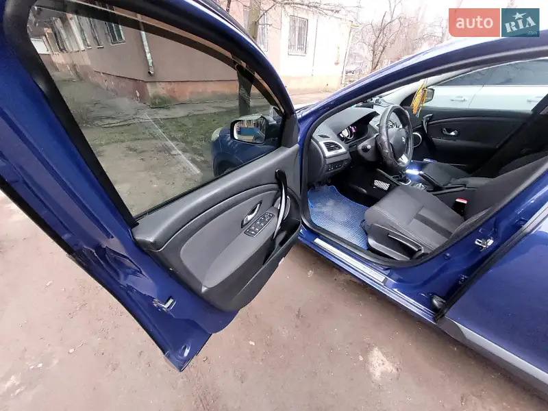 Renault Megane 2009 VIN VF1KZ1V0642521233 фото оголошення 9 з 77