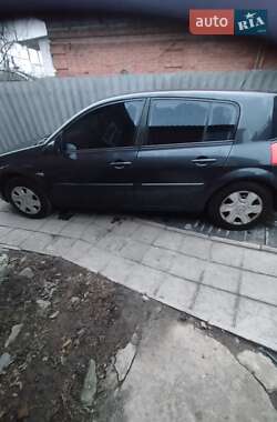 Хетчбек Renault Megane 2007 в 