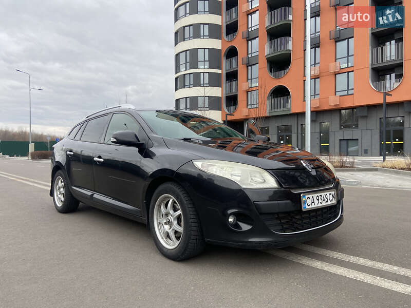 Универсал Renault Megane 2010 в Киеве фото 2 Универсал Renault Megane 2010 в Киеве