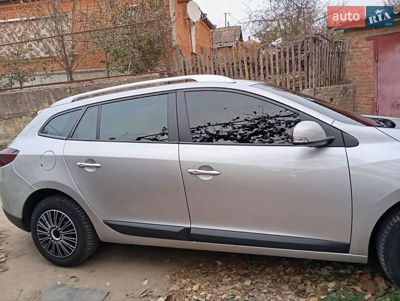 Універсал Renault Megane 2010 в Ананьїві