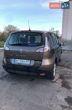 Универсал Renault Megane 2012 в 