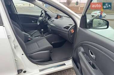 Хэтчбек Renault Megane 2015 в 