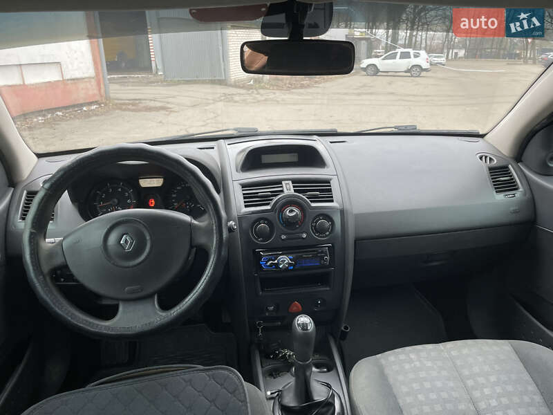 Седан Renault Megane 2006 в Умани фото 15 Седан Renault Megane 2006 в Умани