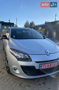 Универсал Renault Megane 2011 в Буске