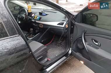 Универсал Renault Megane 2011 в 
