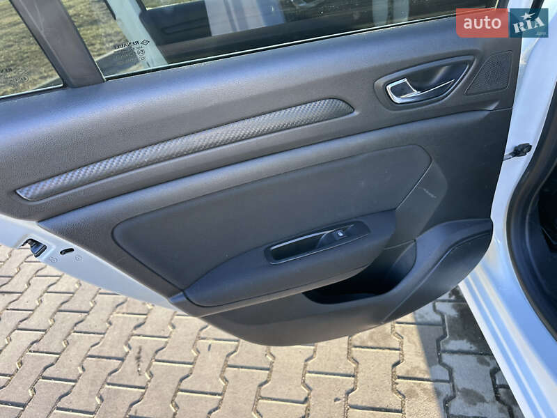 Универсал Renault Megane 2017 в Новоднестровске