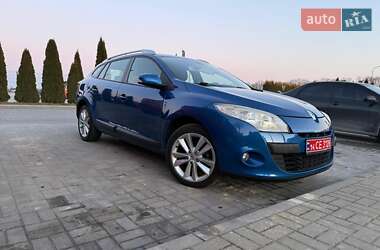 Универсал Renault Megane 2010 в Городке