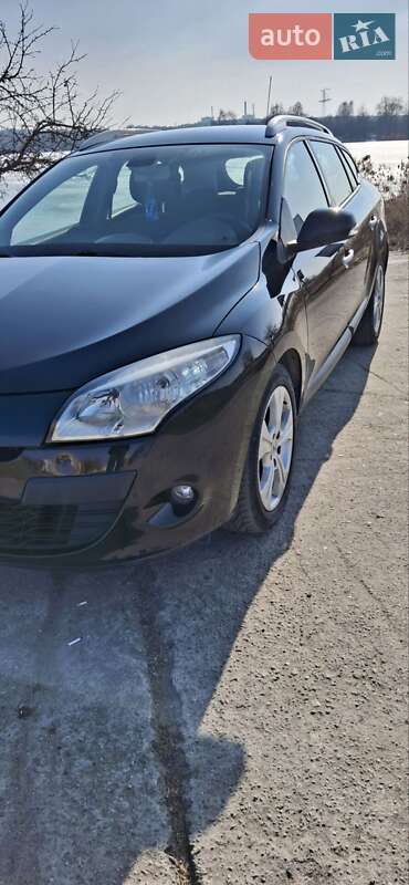 Универсал Renault Megane 2011 в Нетешине