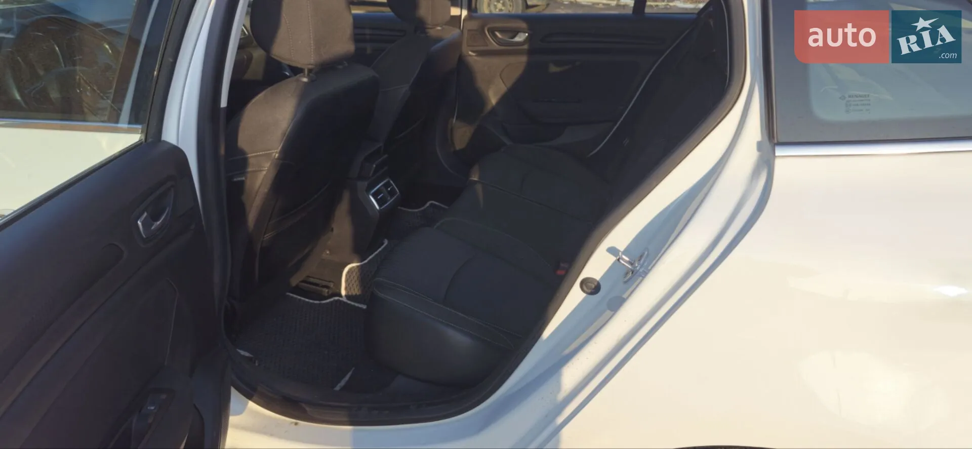 2017 Renault Megane - мініатюра 15